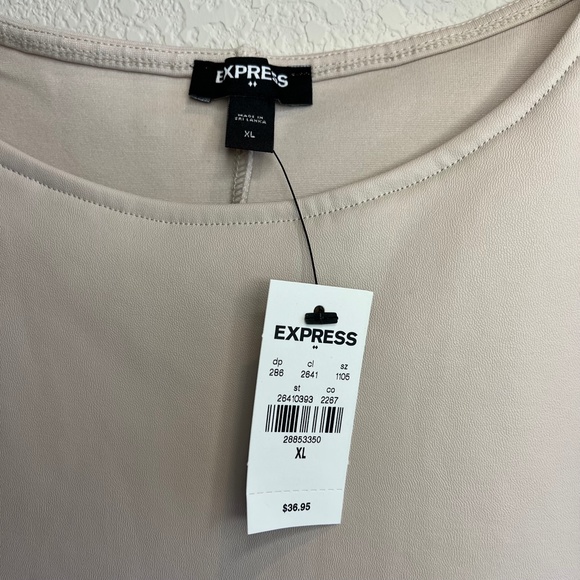 NEW Express Faux Leather Crew Neck Tank Cream Womens XL - Picture 5 of 6